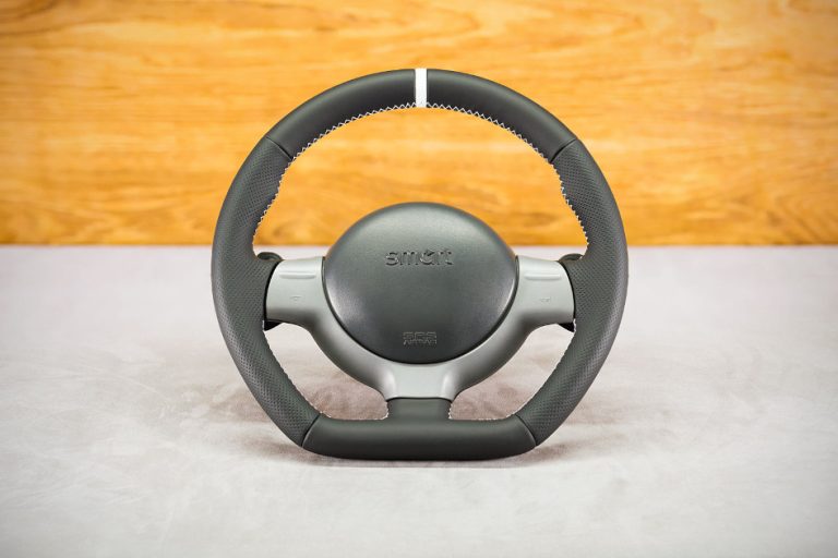 Modyfikacja i obszycie kierownicy Smart Roadster Modyfikacja i obszycie kierownicy Smart Roadster