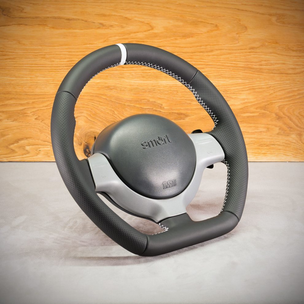 Modyfikacja i obszycie kierownicy Smart Roadster