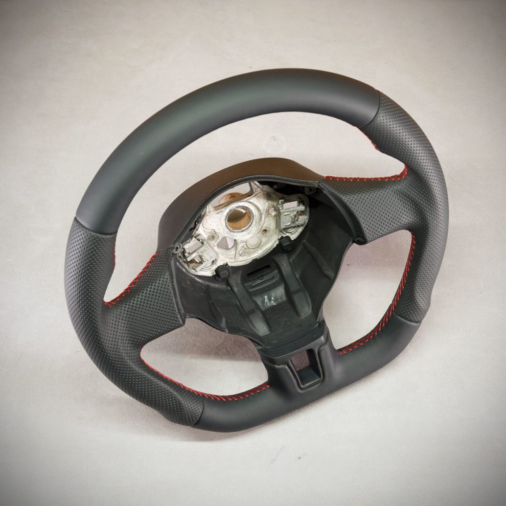 Modyfikacja i obszycie kierownicy Volkswagen Polo