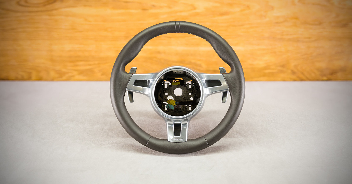 Obszycie kierownicy Porsche 911