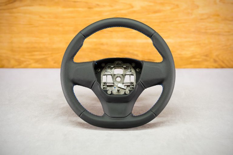 Obszycie kierownicy Toyota Proace