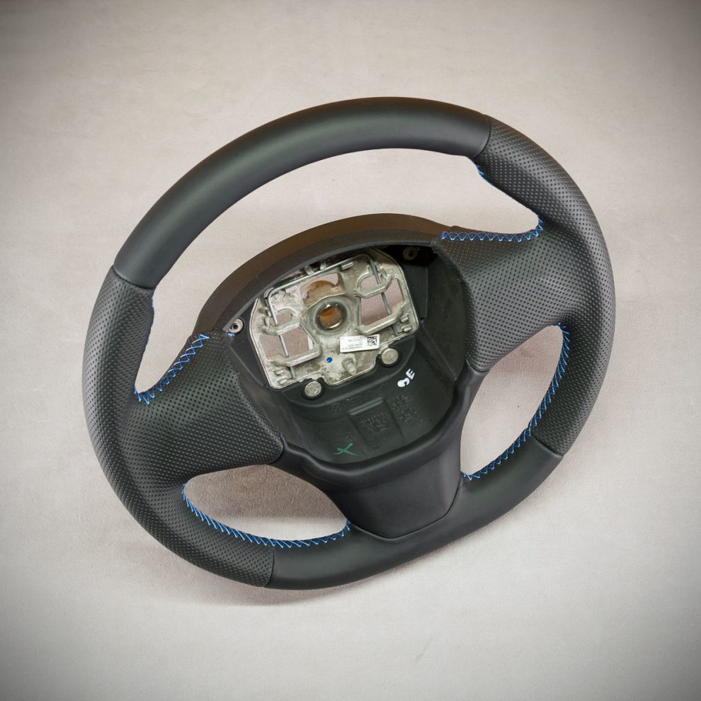 Obszycie kierownicy Toyota Proace