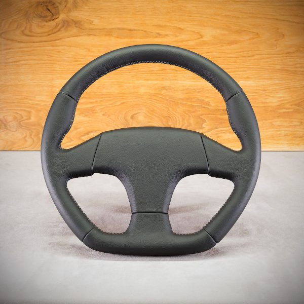 Kierownica Nissan Patrol po modyfikacji Kierownica Nissan Patrol po modyfikacji