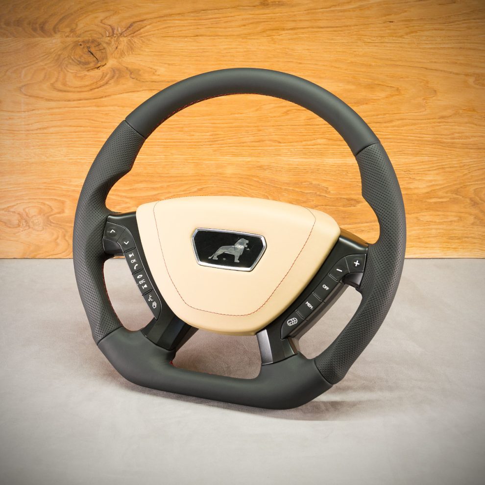 Modyfikacja i obszycie kierownicy MAN