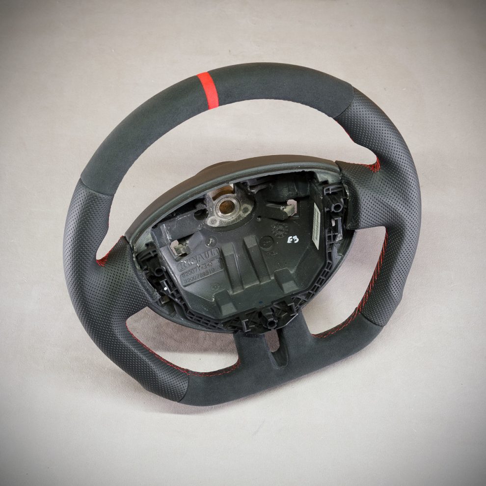 Modyfikacja obszycie kierownicy Renault Twingo II RS
