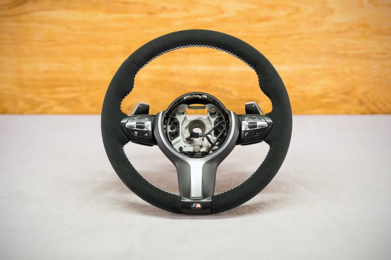 Obszycie kierownicy BMW F13