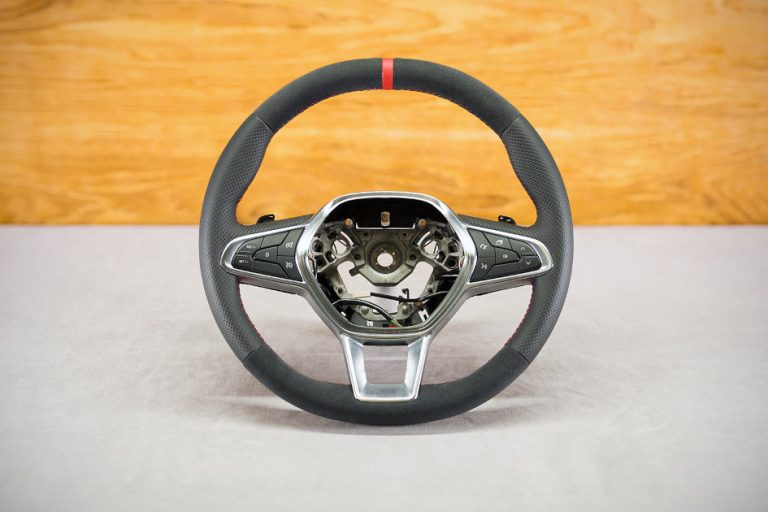 Obszycie kierownicy Renault Captur II
