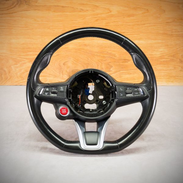 Kierownica Alfa Romeo Giulia przed obszyciem Kierownica Alfa Romeo Giulia przed obszyciem