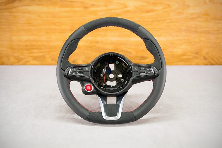 Obszycie kierownicy Alfa Romeo Giulia