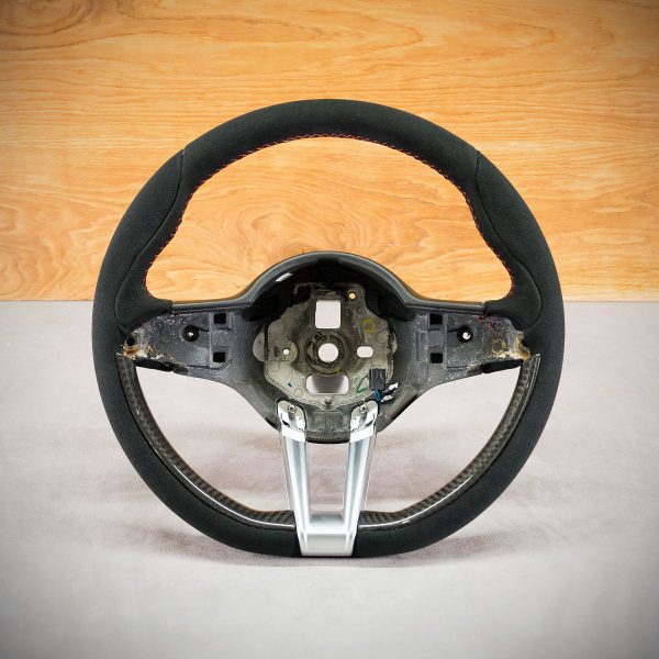 Kierownica Alfa Romeo Giulia po obszyciu