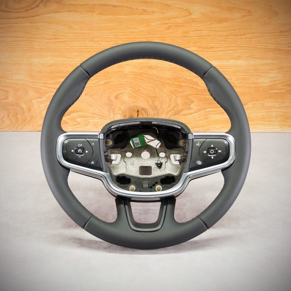 Kierownica Volvo XC40 po obszyciu